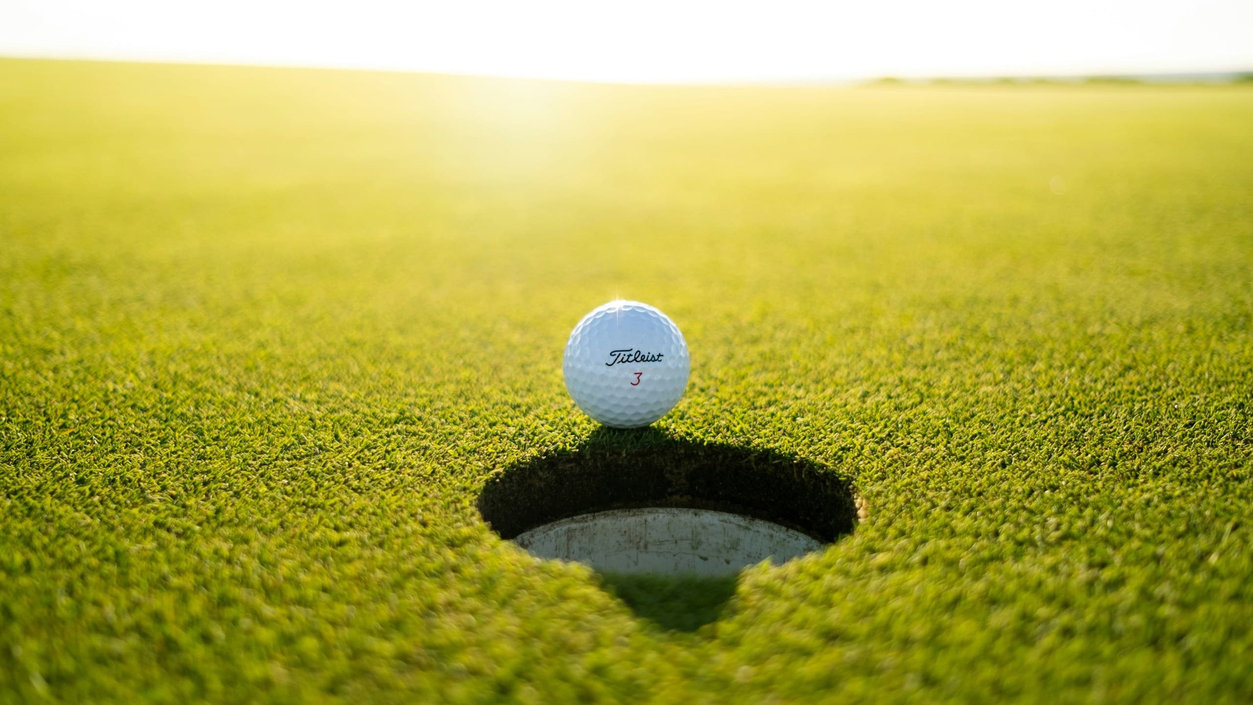 Does Temperature Affect How Far the Golf Ball Travels?