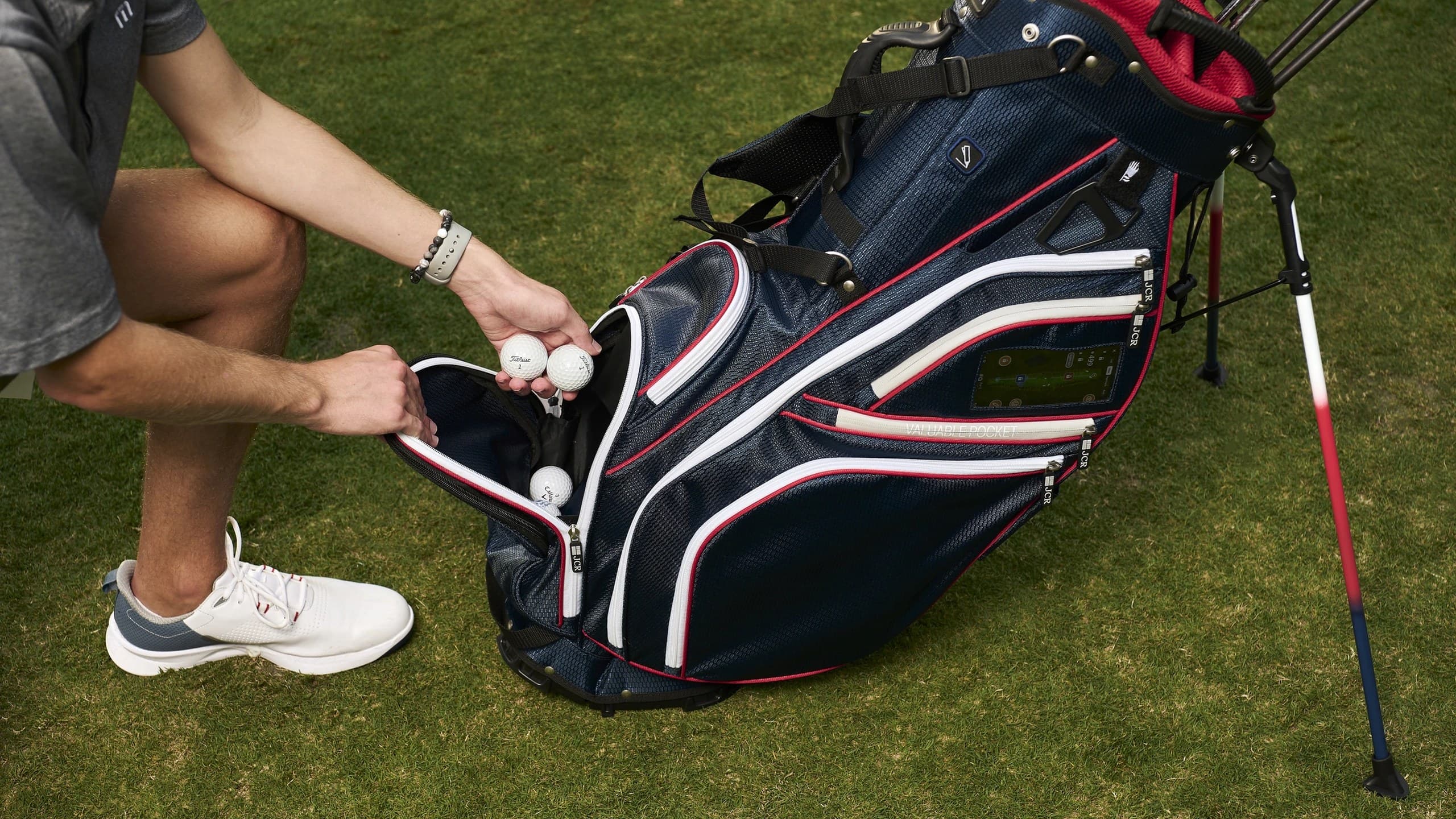 How to Design Your Perfect Golf Bag